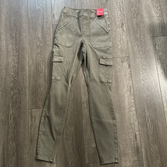 Spanx Stretch Twill Skinny Cargo Ankle Pants NWT Size S in desert dune - Picture 2 of 6